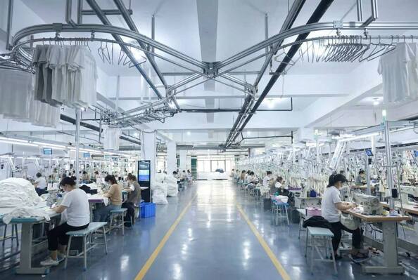 Guangzhou Odin Apparel Co., Ltd.， 제조업체의 생산 라인