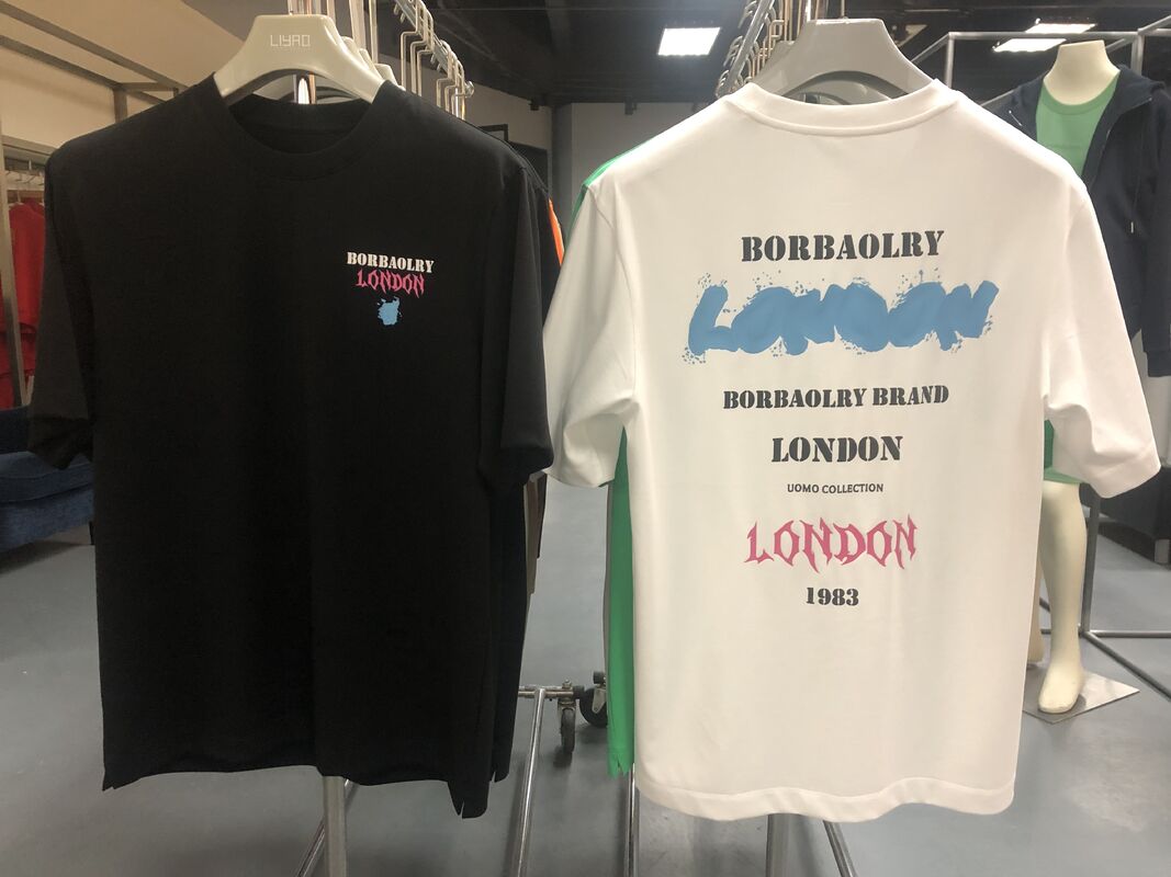 공장 핫 판매 로고 수직 프린트 가중 중형 하트 어깨 검은색 흰색 남성 티셔츠