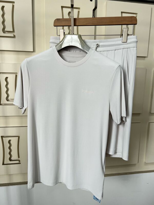 남성용 고품질 피트니스 러닝 쇼츠 통기성 속건성 소재 무릎 길이 여름 뒷주머니 포켓 심플 디자인